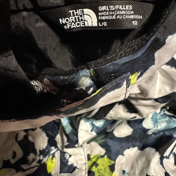 North face rain jacket size 12 youth - Picture 3 of 3